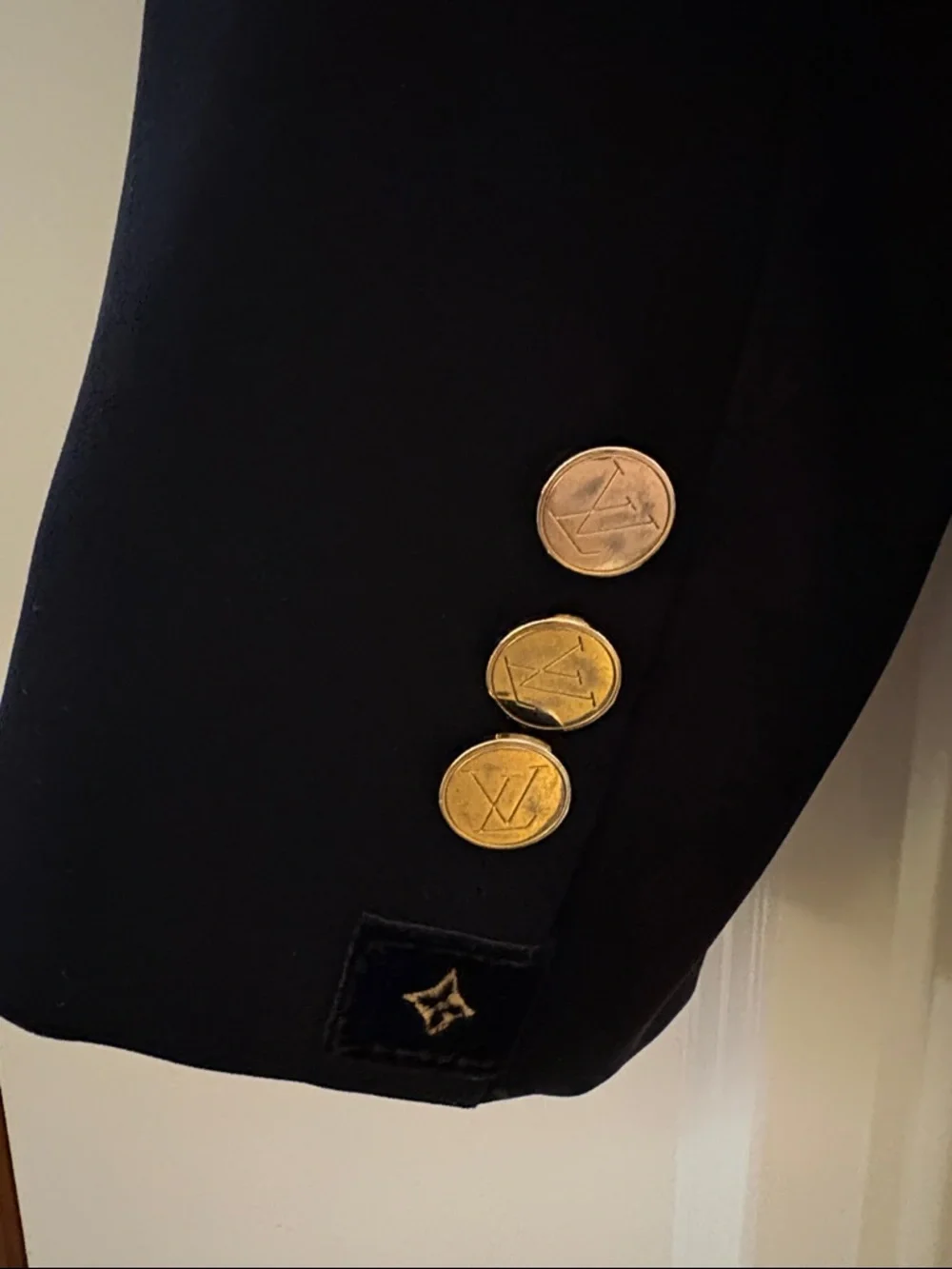 LOUIS VUITTON Uniformes Black 2 Button Blazer Jacket size EU34 - Picture 10 of 15